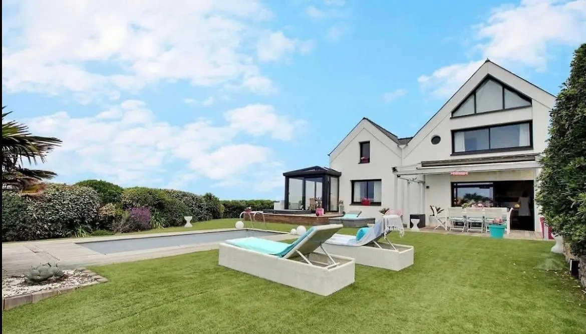 Villa Saint-Pierre-Quiberon France